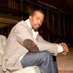 Tracey Lee Channel