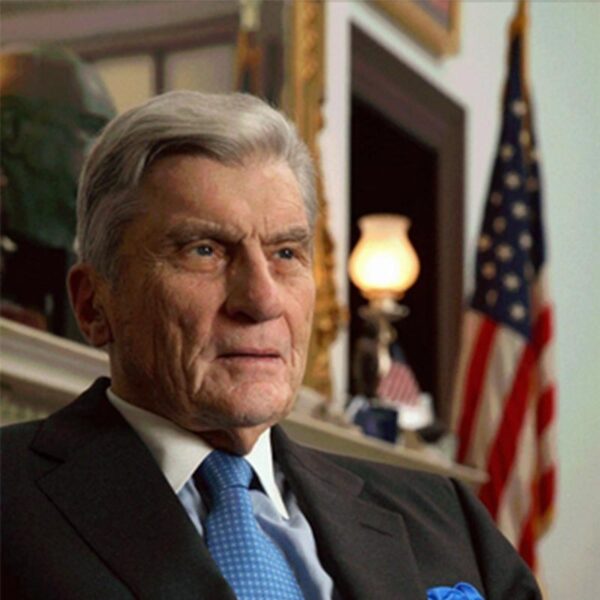 John Warner (R) VA Channel